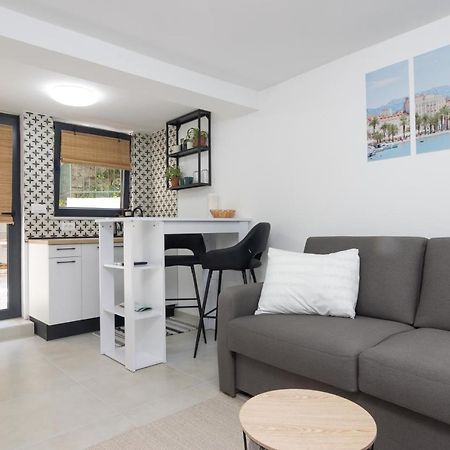 Studio Tina In Centar With Parking Spalato Esterno foto